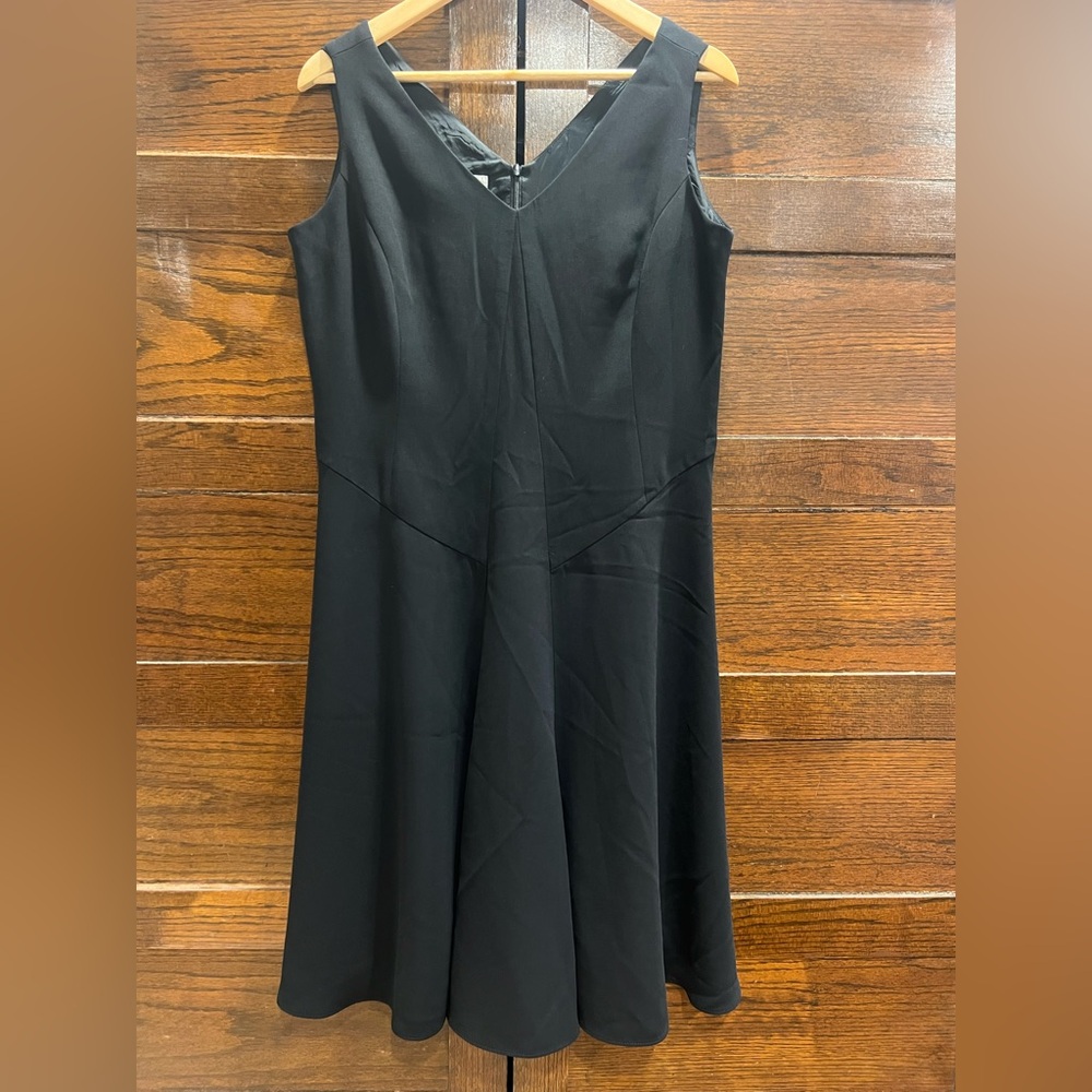 Talbots sz 12 Black Dress fully lined sleeveless full skirt v neck classic lbd